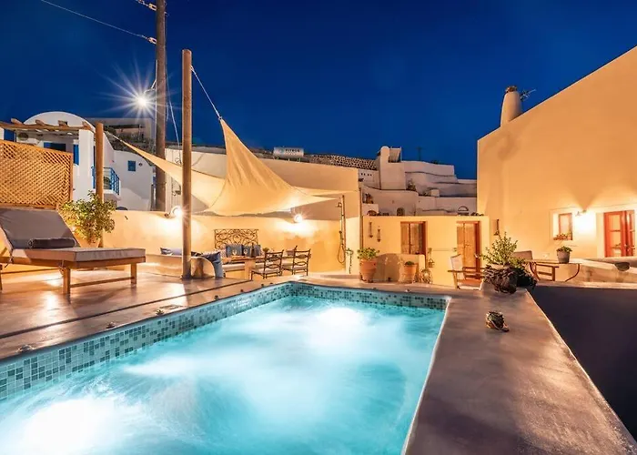 Casa Terra Vedema With Sunset Privacy Plunge Pool And 350 To 450 Mbps Starlink Internet * Oia
